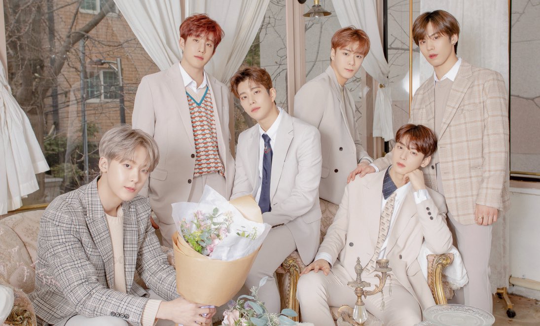 【新品未使用】ASTRO AROHA FESTIVAL ムンビン AROHAと祝うASTRO日本デビュー6周年!色褪せない名曲、そして